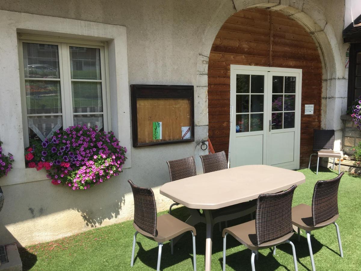 La Source Du Pre Masset Apartment Metabief Exterior photo